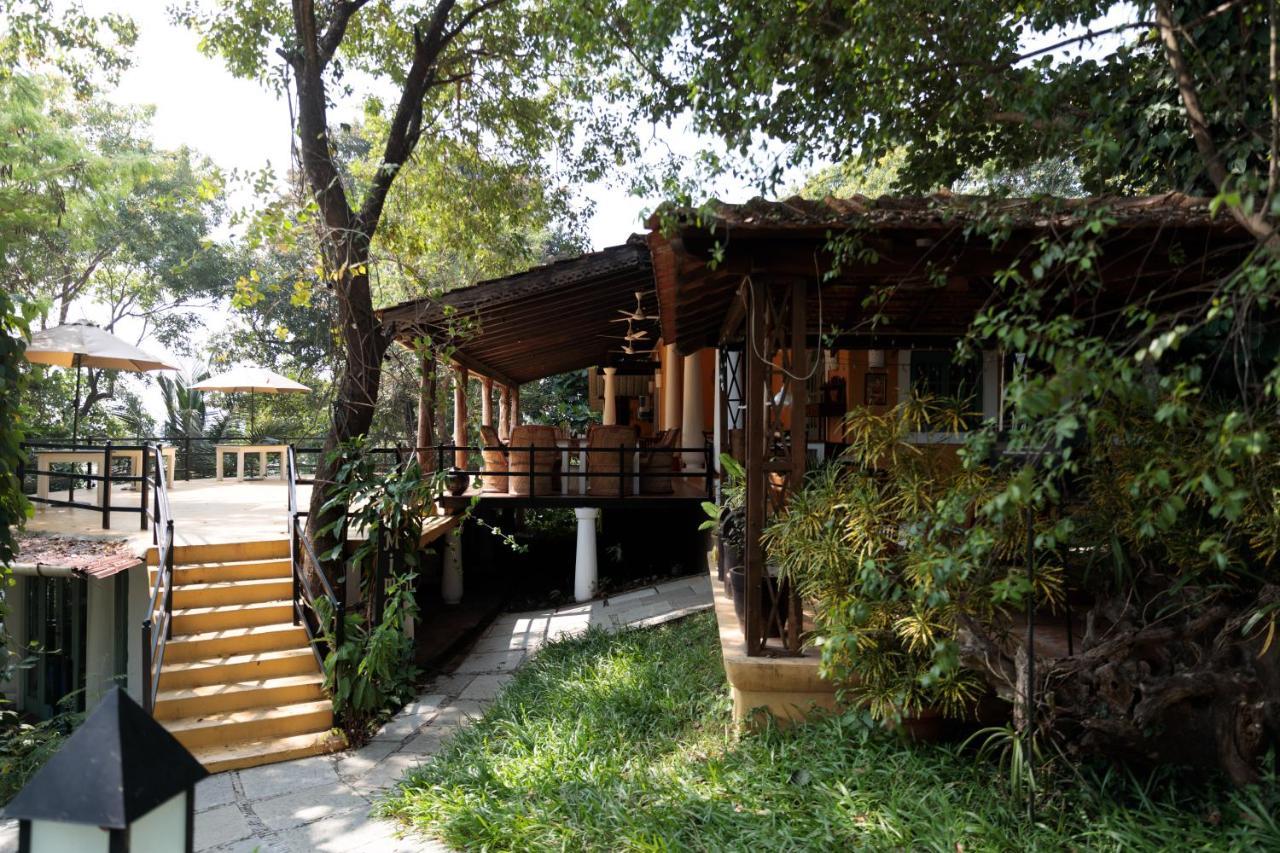 Wildflower Villas - All Villa Hotel, Family Run Candolim Luaran gambar
