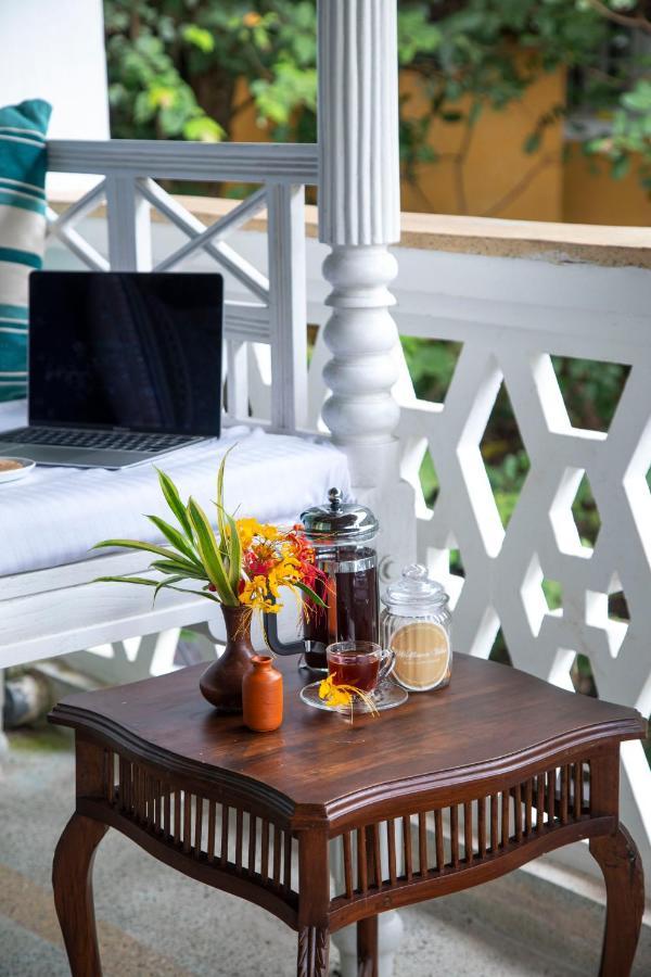 Wildflower Villas - All Villa Hotel, Family Run Candolim Luaran gambar