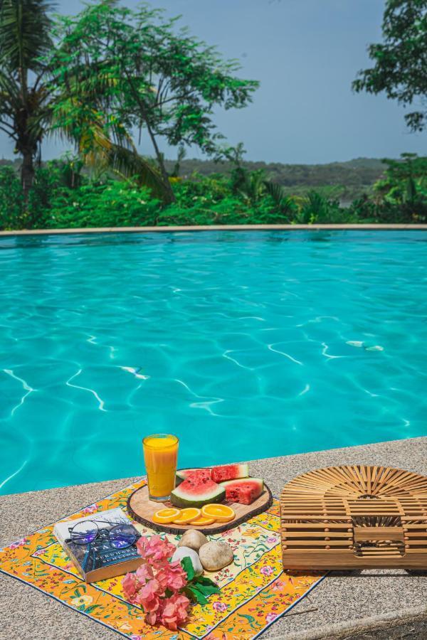 Wildflower Villas - All Villa Hotel, Family Run Candolim Luaran gambar