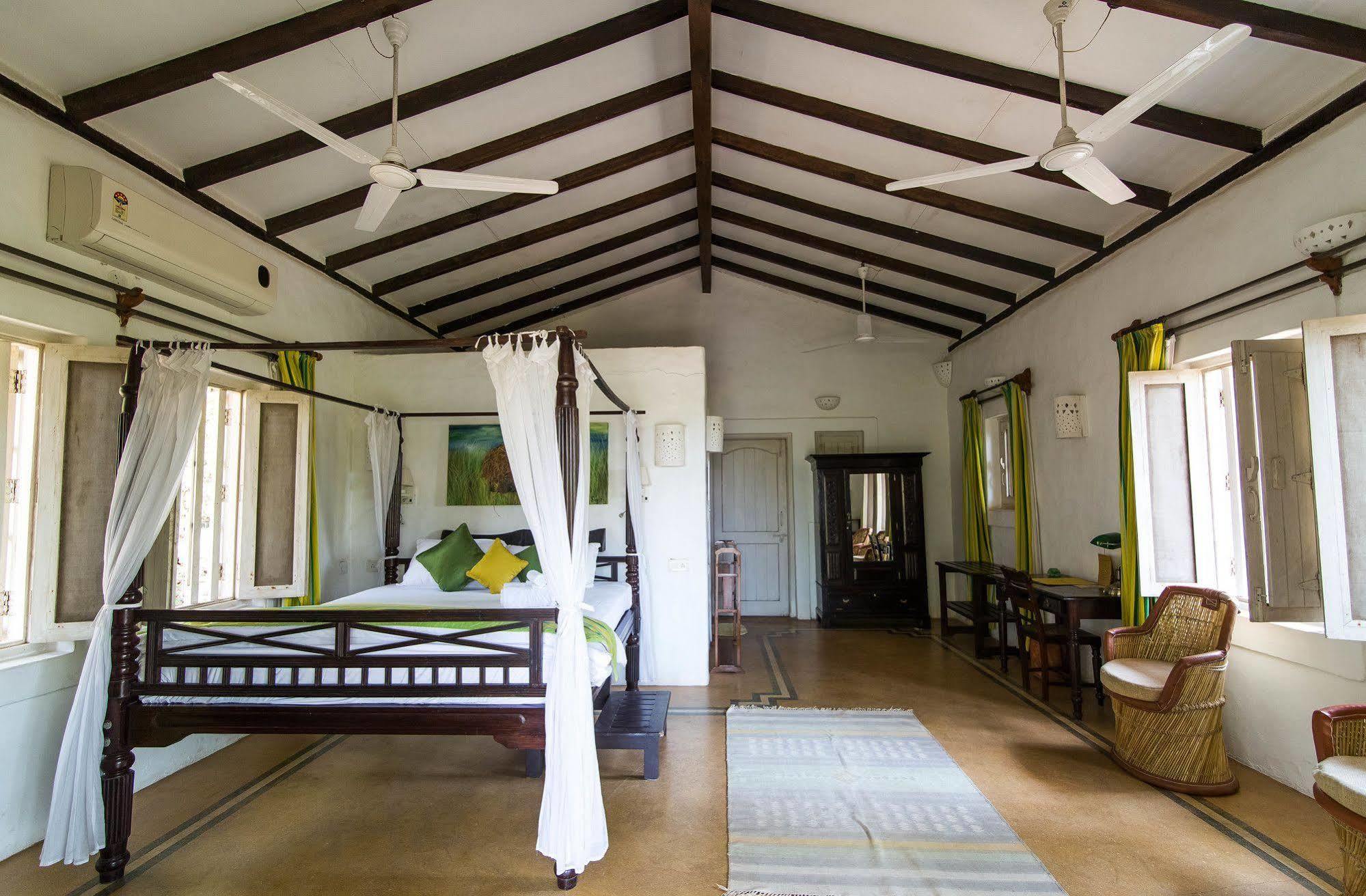 Wildflower Villas - All Villa Hotel, Family Run Candolim Luaran gambar