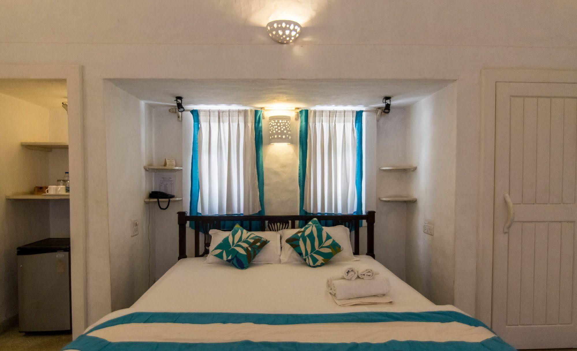 Wildflower Villas - All Villa Hotel, Family Run Candolim Luaran gambar